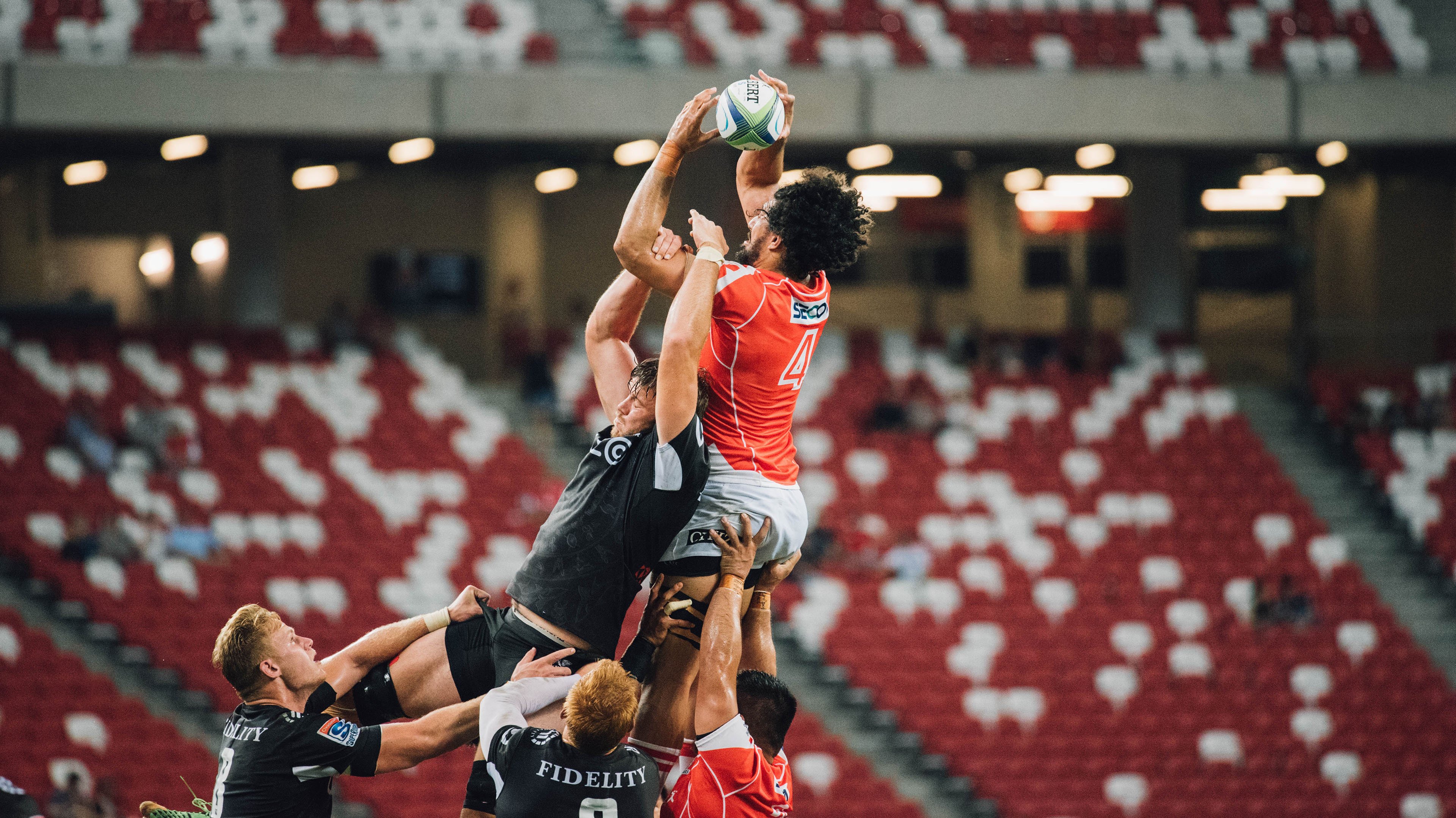 克洛普不断创新战术,带领利物浦追逐更高荣誉