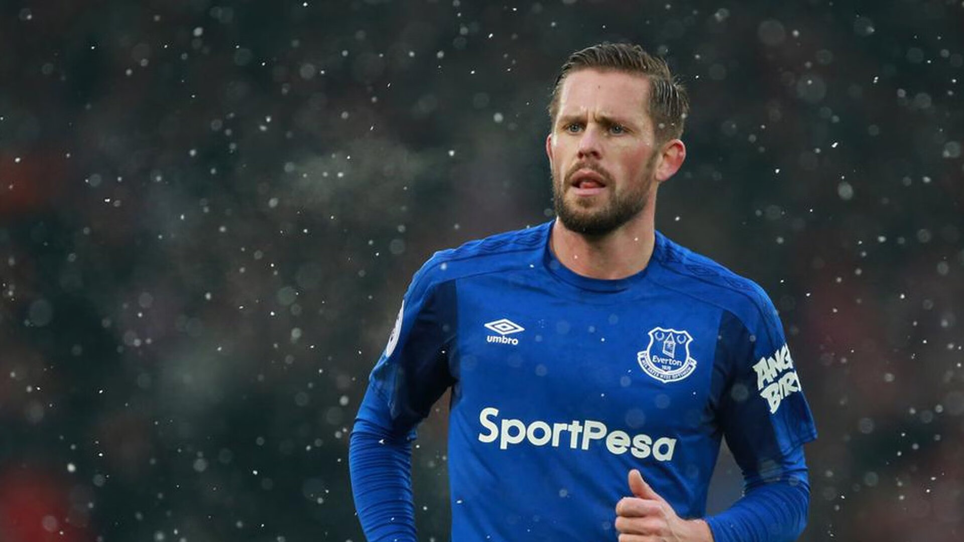 九游体育网站-史密斯50米仰泳决赛表现令人期待，jr史密斯后仰跳投视频